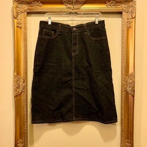 spandex denim skirt with embroidered back pockets